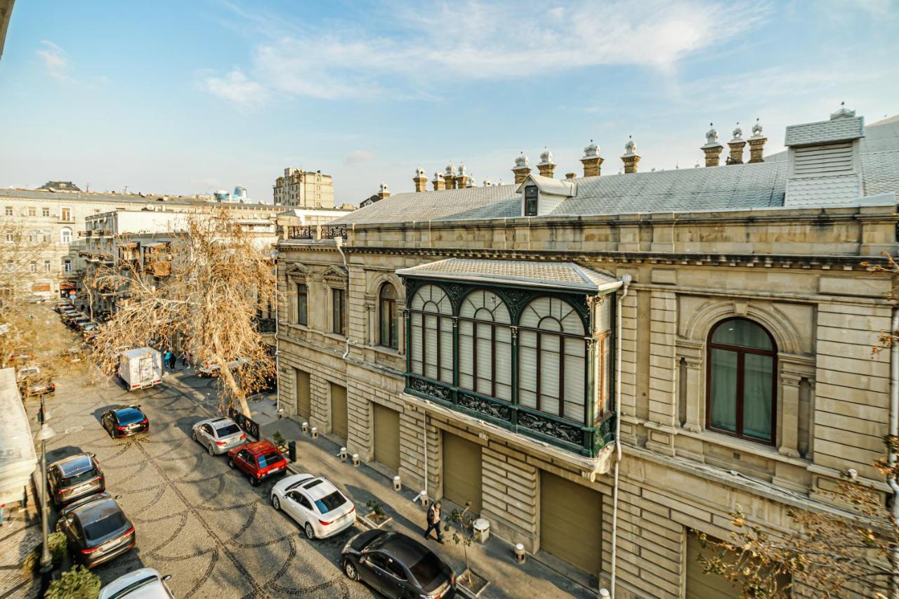 Luxury 2 Room Apartment In The Center Баку Екстериор снимка